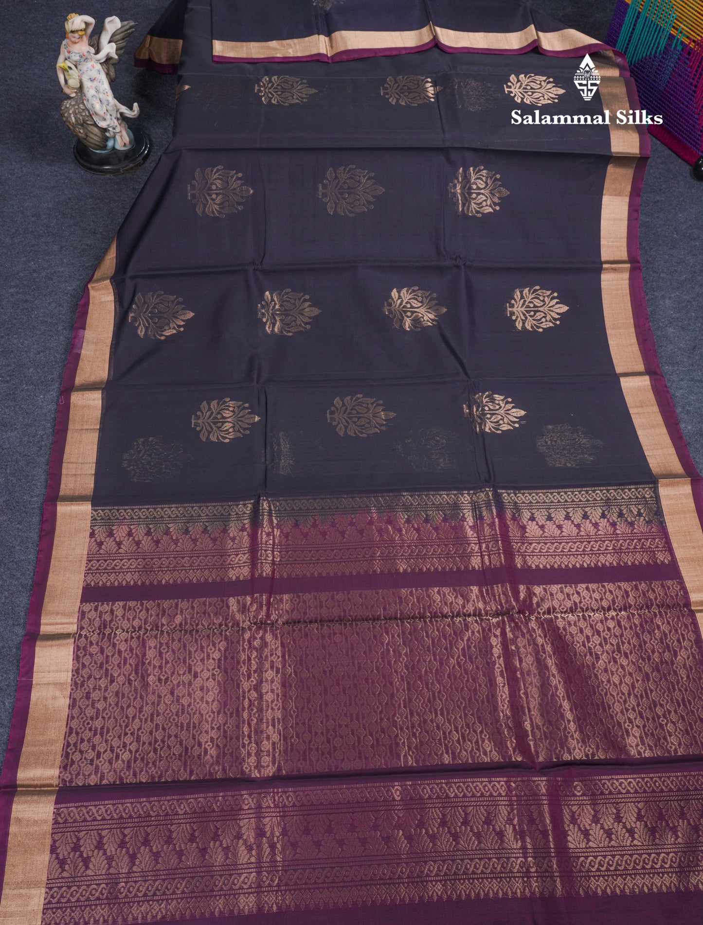 Beautiful Dark Navy Blue SICO Cotton Saree With Contrast Magenta Blouse