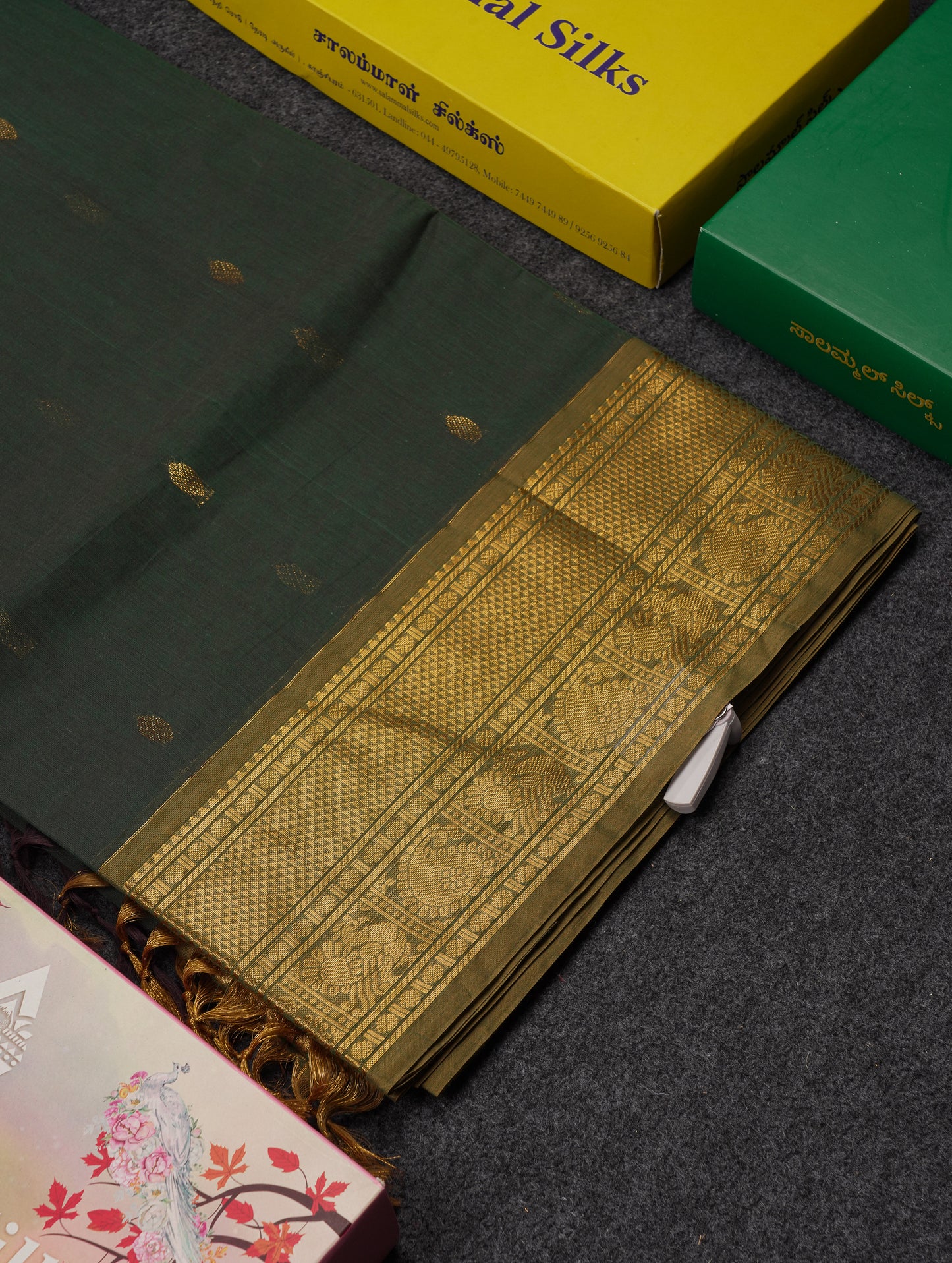 Beautiful Parrot Green Pure Cotton Saree With Contrast Pink Traditional Border