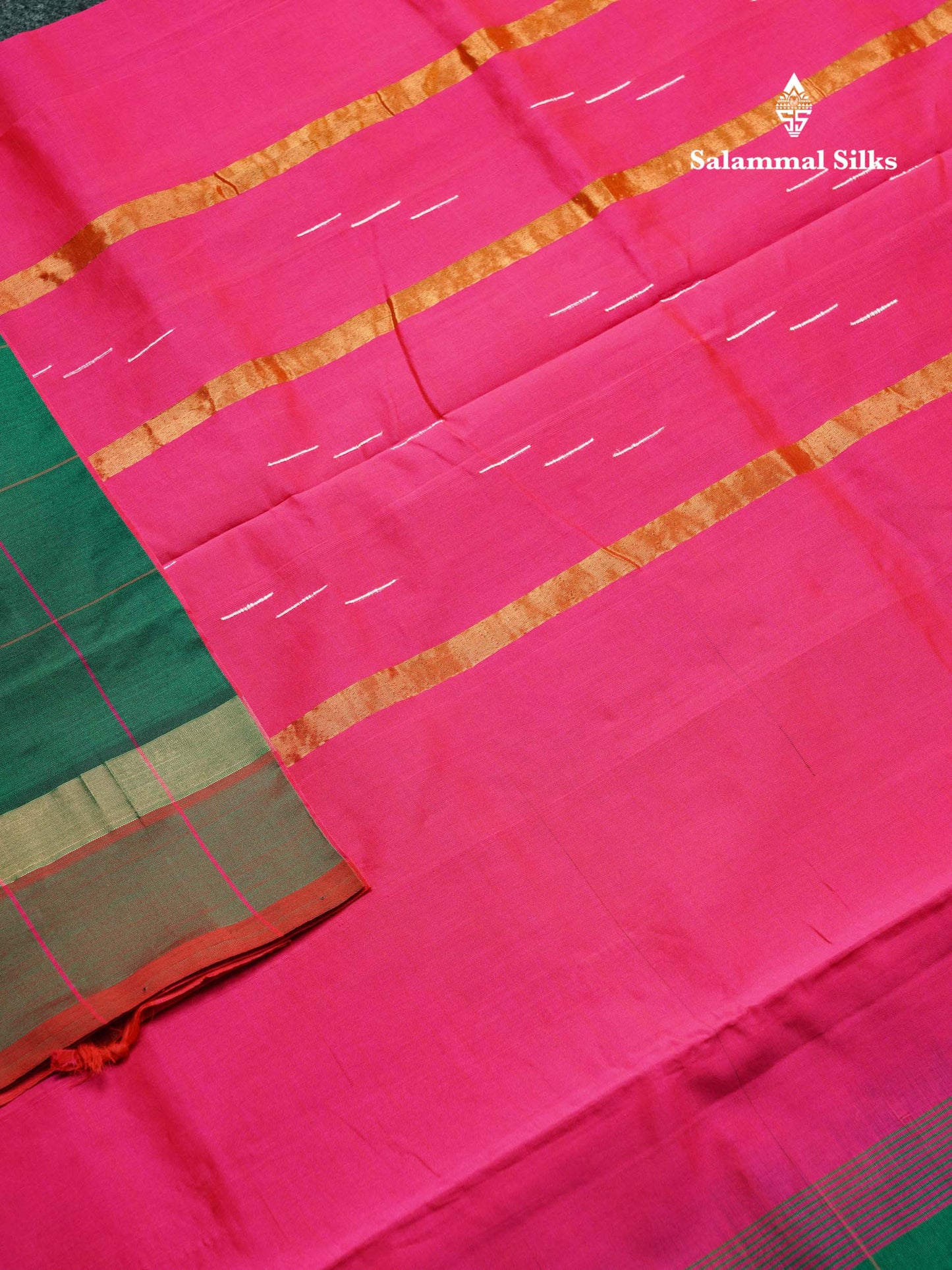 Beautiful Navy Blue Checks With Thread Butta Semi Silk Cotton Saree With Contrast Pink Blouse