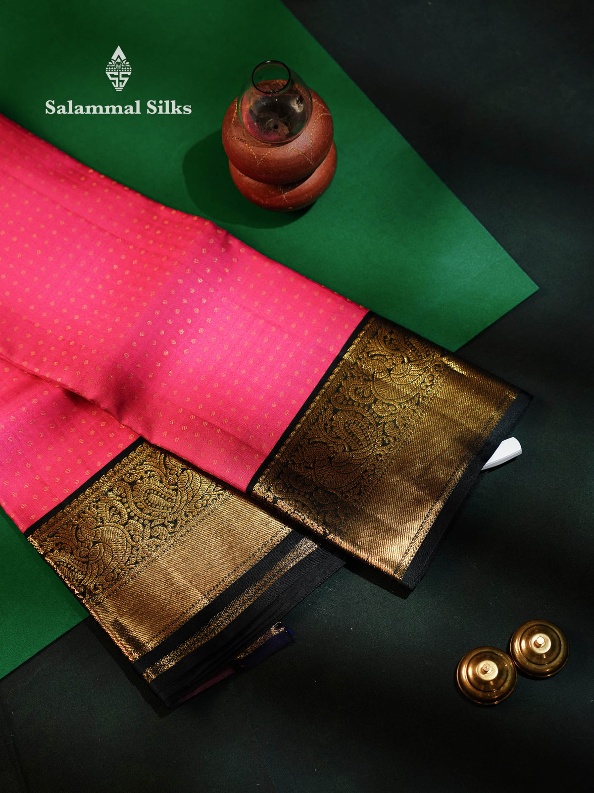 Pink Shade Pure Kanjivaram Silk Saree With Contrast Black Traditional Border