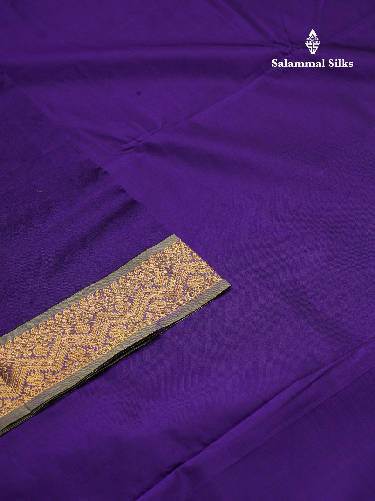 Beautiful Violet Plain Semi Silk Cotton Saree With Parrot Green Traditional Border