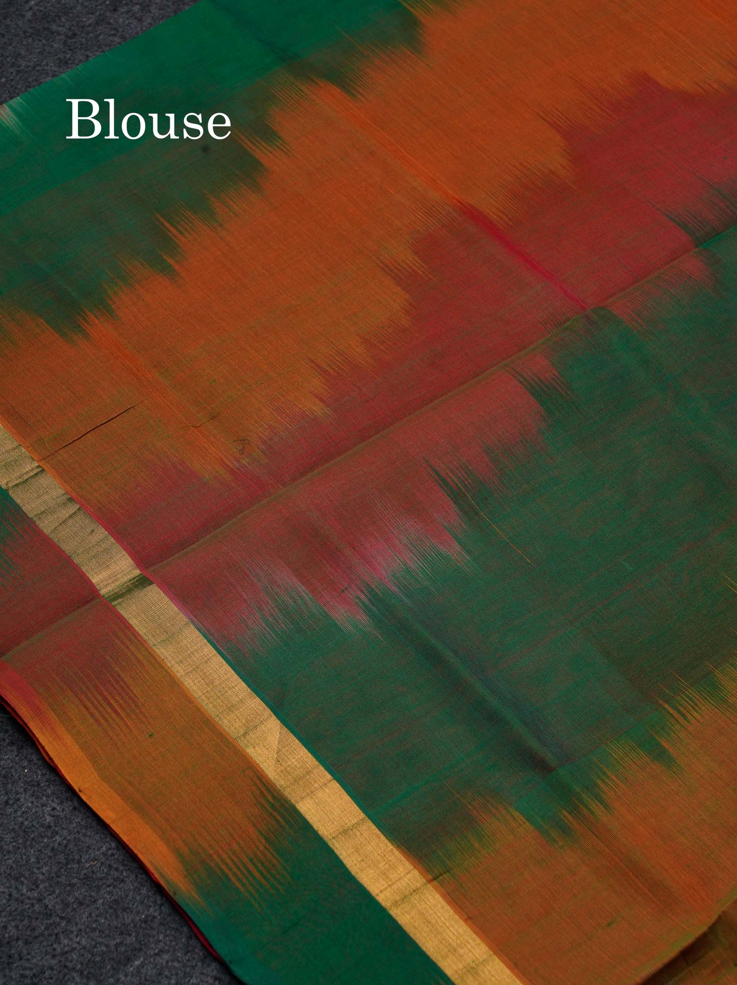 Beautiful Chilly Red Plain Pure Silk Cotton Saree With Contrast Bottle Green Blouse