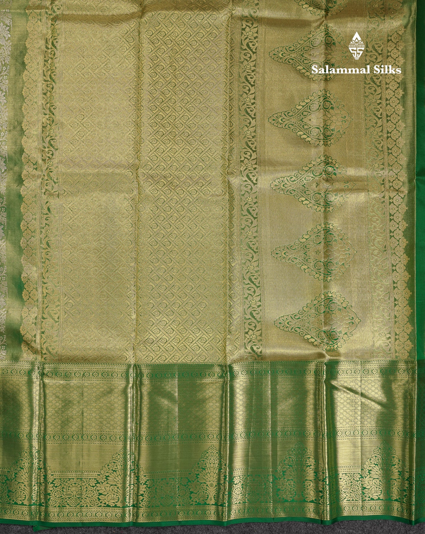 Beautiful Light Green Bridal Pure Kanjivaram Silk Saree With Contrast Bottle Green Traditional Evening Morning Border