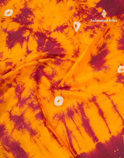 Mango Yellow Batik Print Sungudi Pure Cotton Saree With Contrast Maroon Border