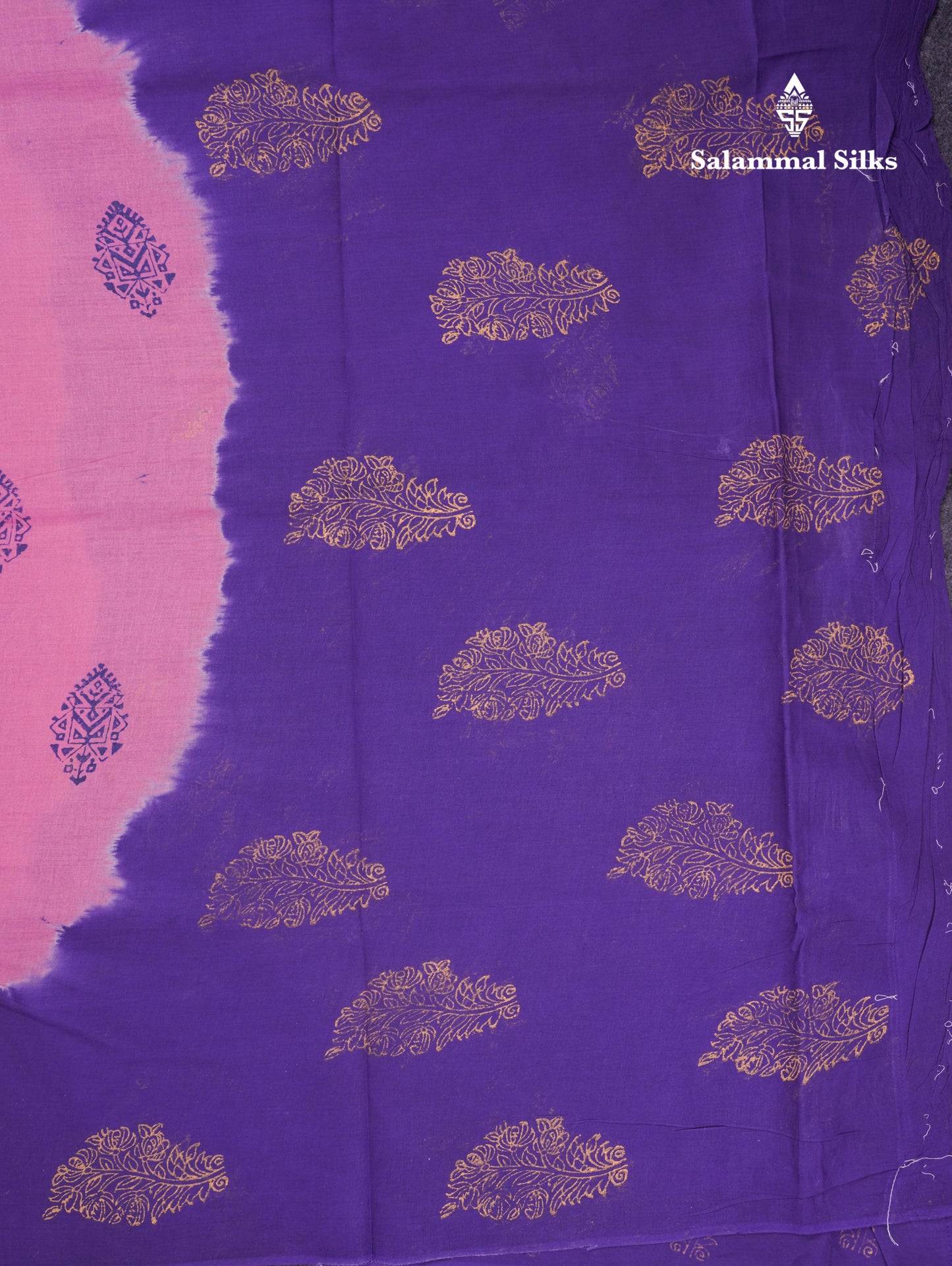 Baby Pink Batik Print Sungudi Pure Cotton Saree With Contrast Violet Border