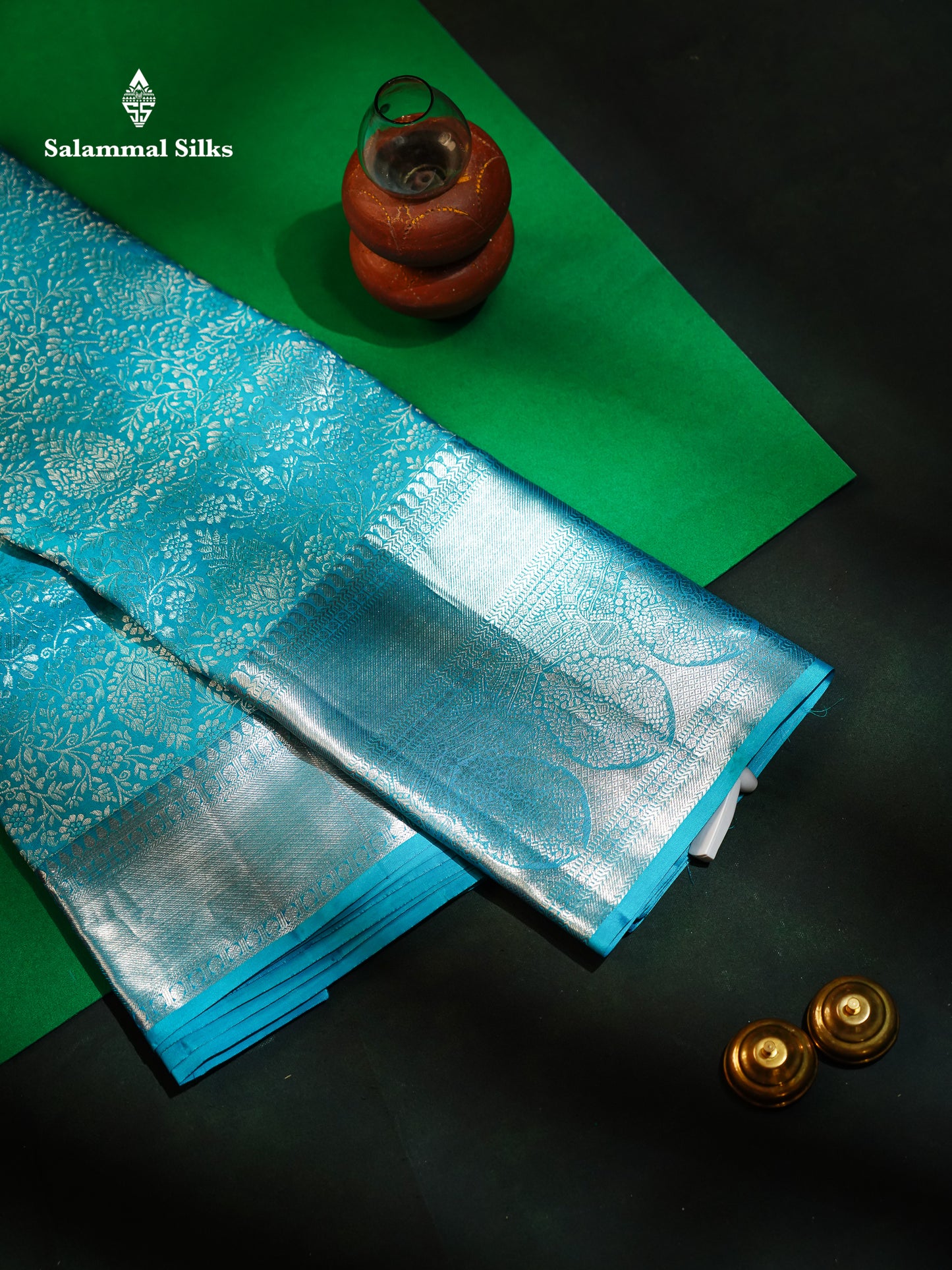 Beautiful Blue Bridal Pure Kanjivaram Silk Saree With Traditional Evening Morning Border