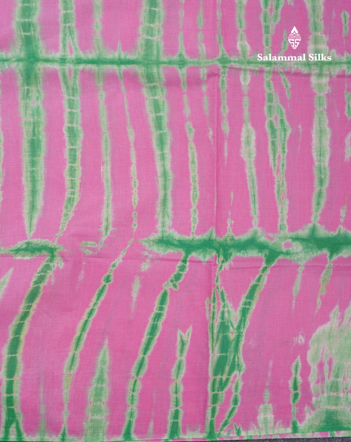 Light Pink Batik Print Sungudi Pure Cotton Saree With Contrast Light Green Blouse