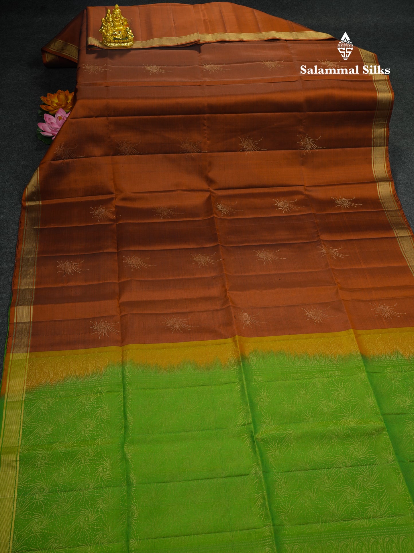 Beautiful Maroon Pure Kanjivaram Soft Silk Saree With Small Zari Border