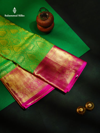 Beautiful Green Pure Kanjivaram Silk Saree with Contrast Magenta Pink Traditional Border
