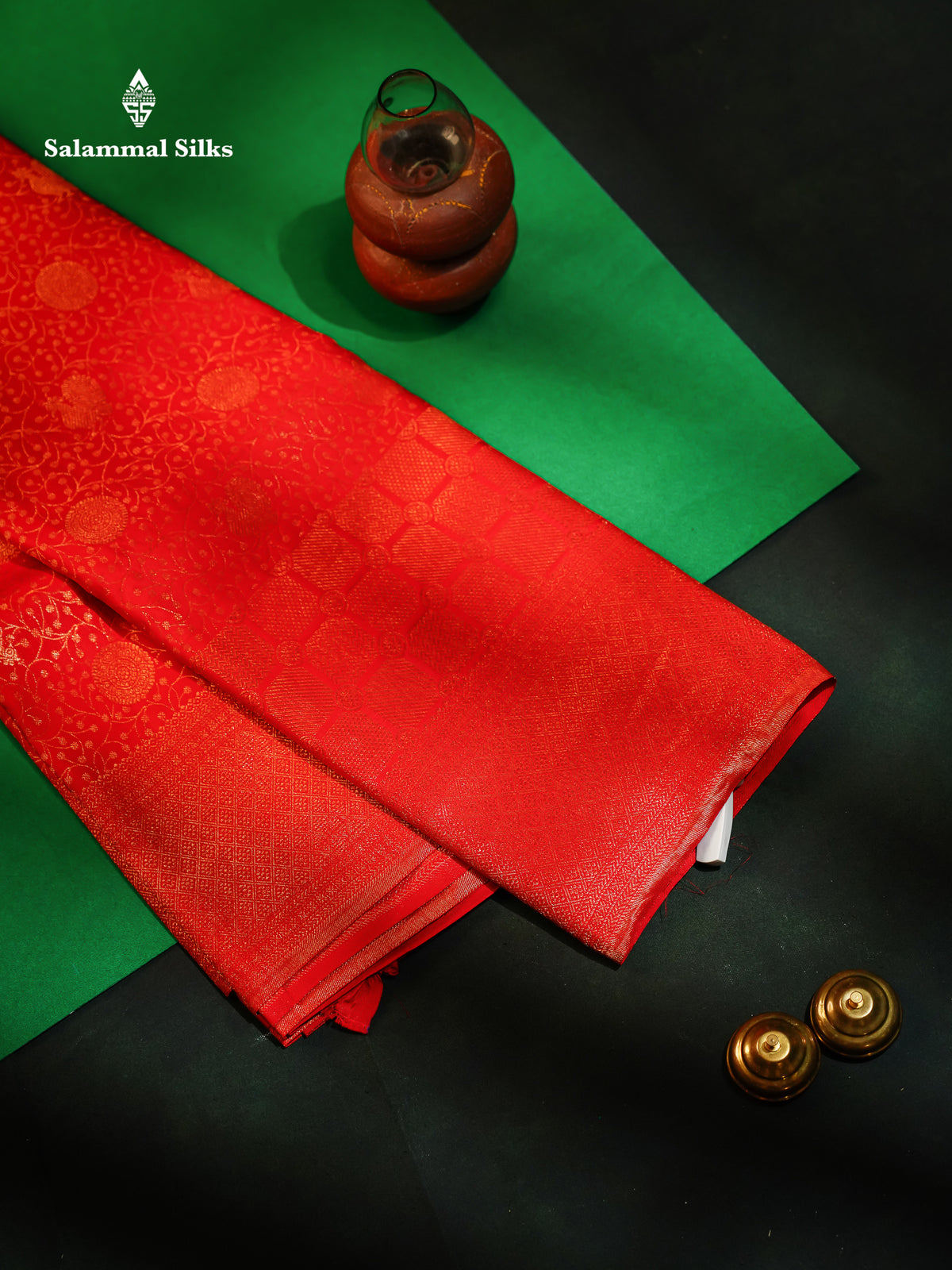 Beautiful Chilly Red Bridal Pure Kanjivaram Silk Saree With Traditional Border