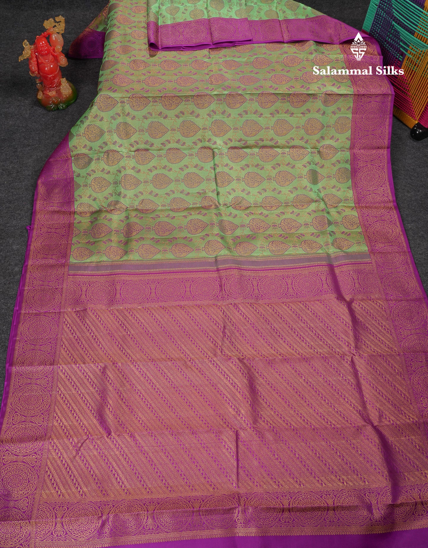 Beautiful Light Green Bridal Pure Kanjivaram Silk Saree With Contrast Vadamalli Traditional Border