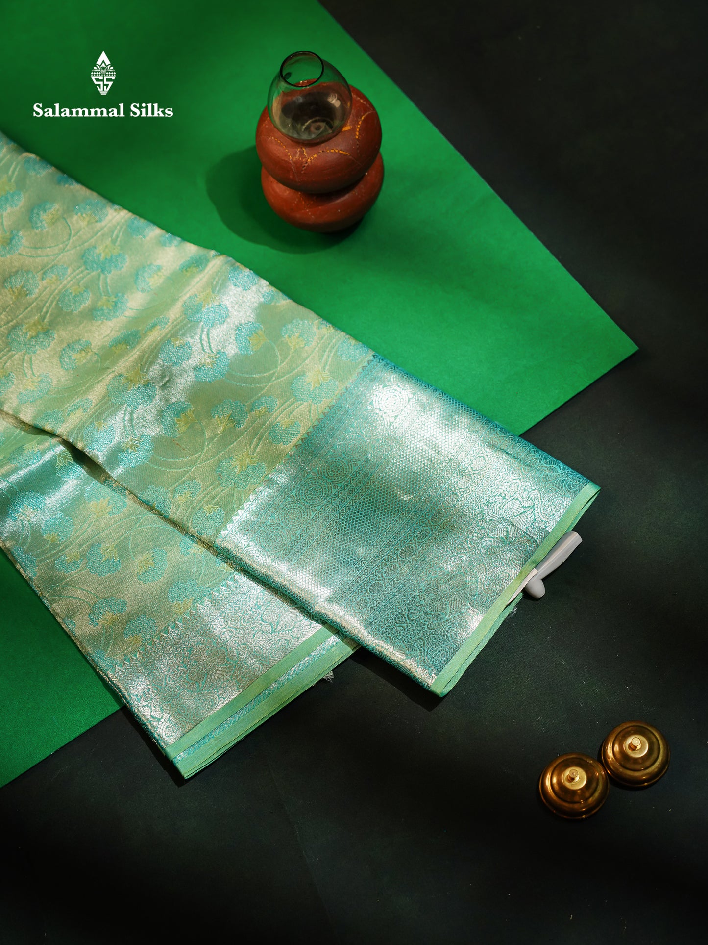 Light Rexona Bridal Pure Kanjivaram Silk Saree With Traditional Evening Morning Border