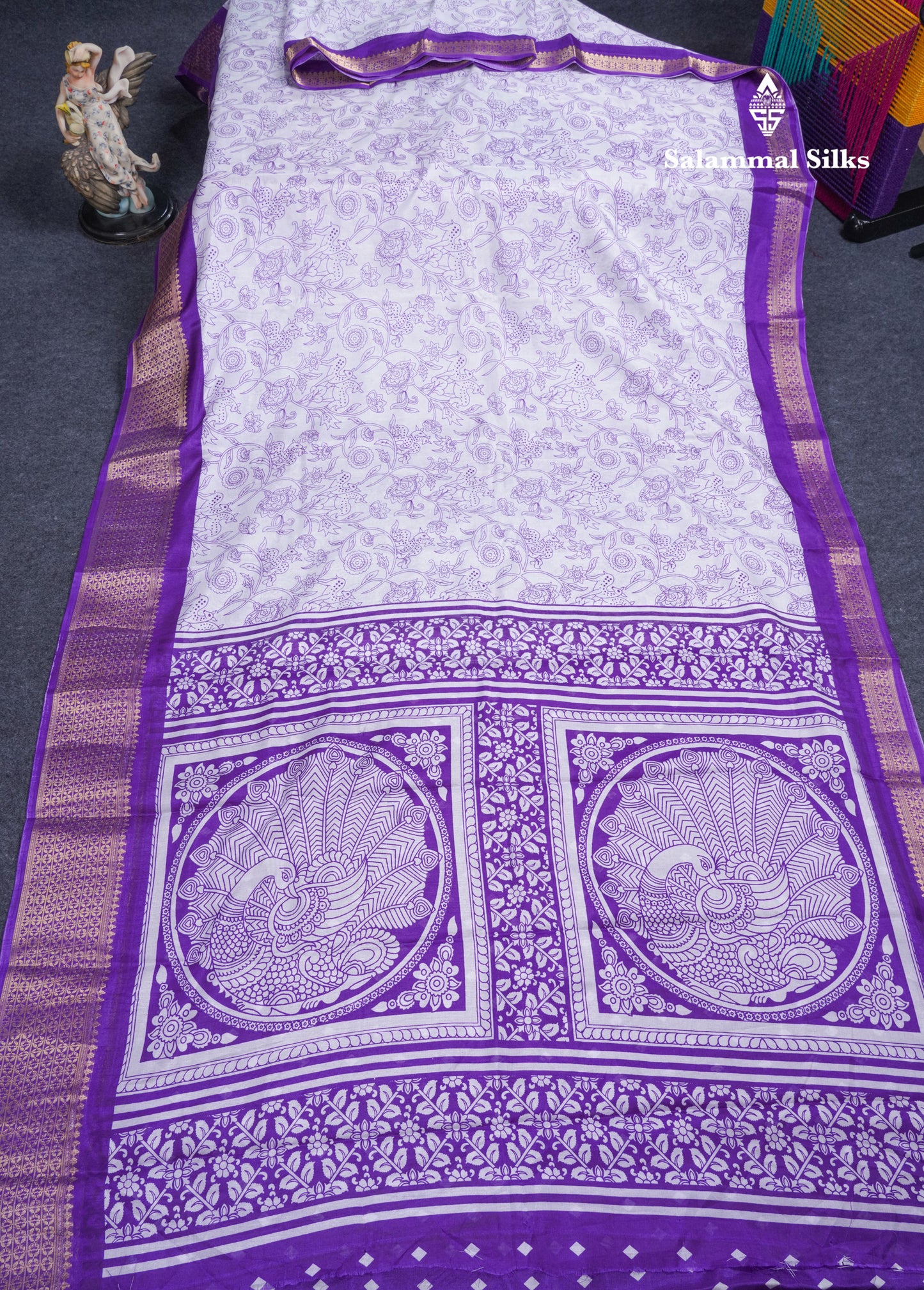 Beautiful White Printed Mahu Silk Fancy Saree With Contrast Chilly Red Border