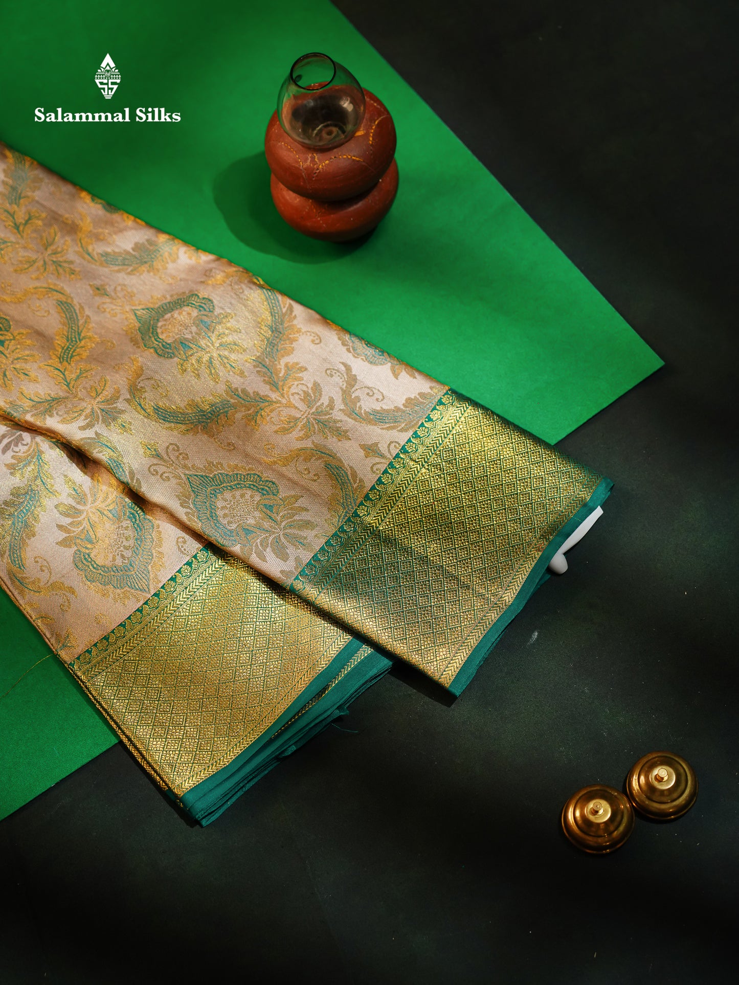 Beautiful Cream Sandal Bridal Pure Kanjivaram Silk Saree With Contrast Sapphire Green Traditional Border