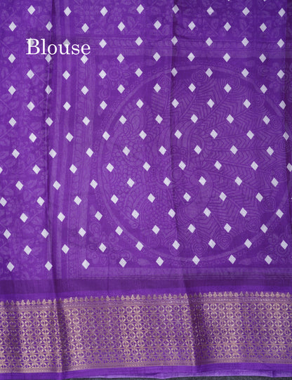 Beautiful White Printed Mahu Silk Fancy Saree With Contrast Chilly Red Border