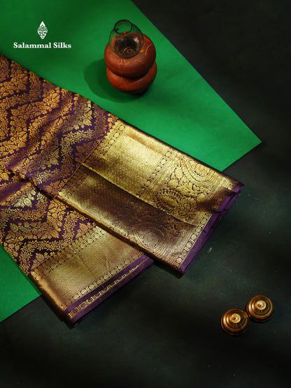 Beautiful Dark Purple Bridal Pure Kanjivaram Silk Saree With Traditional Evening Morning Border