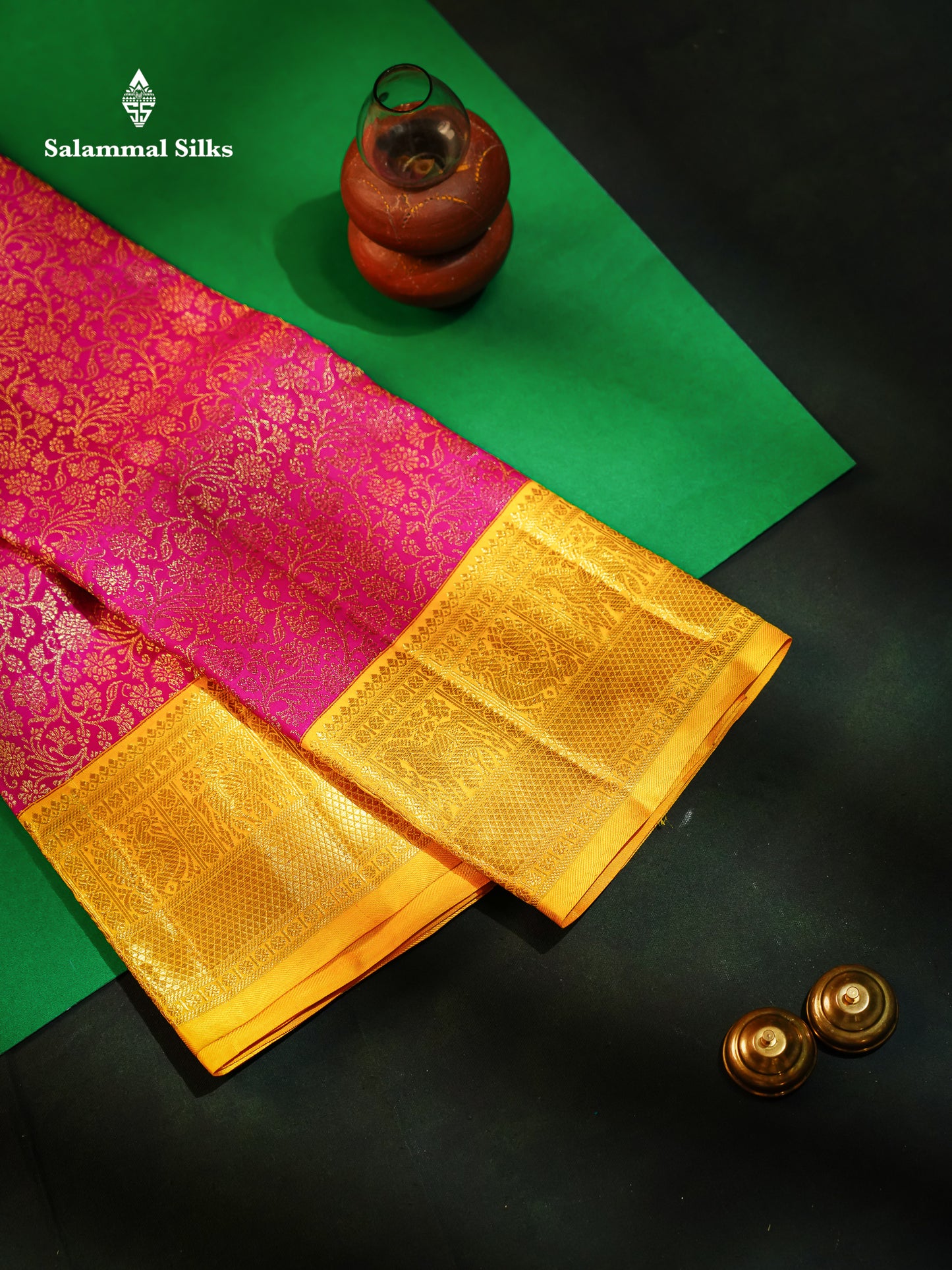 Beautiful Korvai Magenta Pink Bridal 2G Pure Kanjivaram Silk Saree With Contrast Yellow Traditional Border