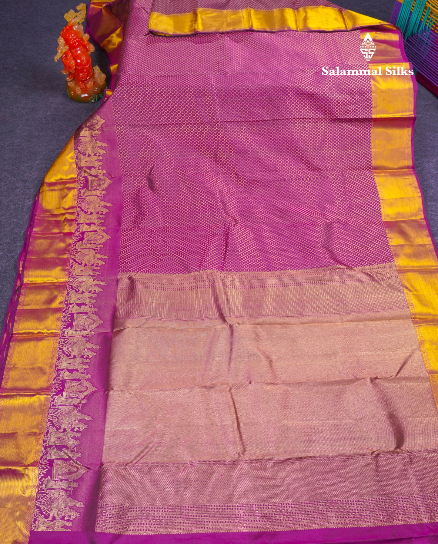 Beautiful Magenta Bridal Pure Kanjivaram Silk Saree With Traditional Pallaku Border