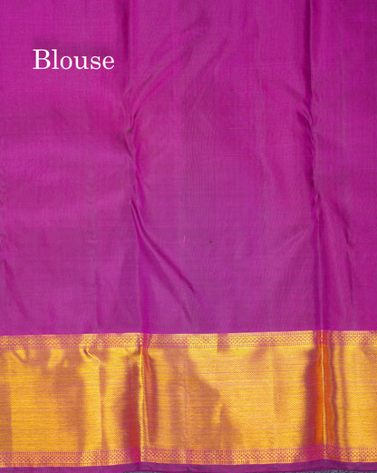 Beautiful Magenta Bridal Pure Kanjivaram Silk Saree With Traditional Pallaku Border