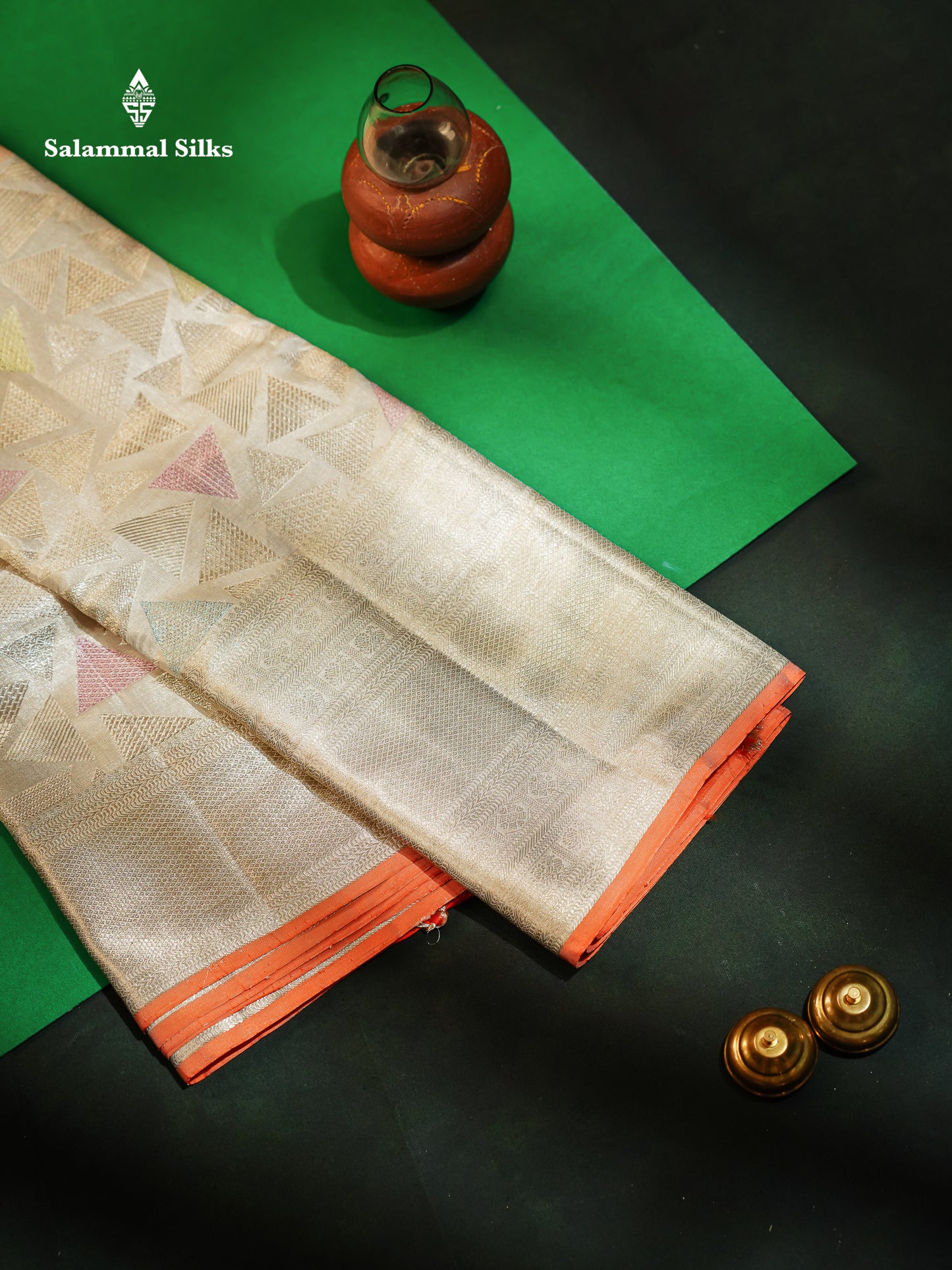Geometric patter Silver Tissue Pure Kanjivaram Silk Saree (2G) Zari With Silver Zari Border