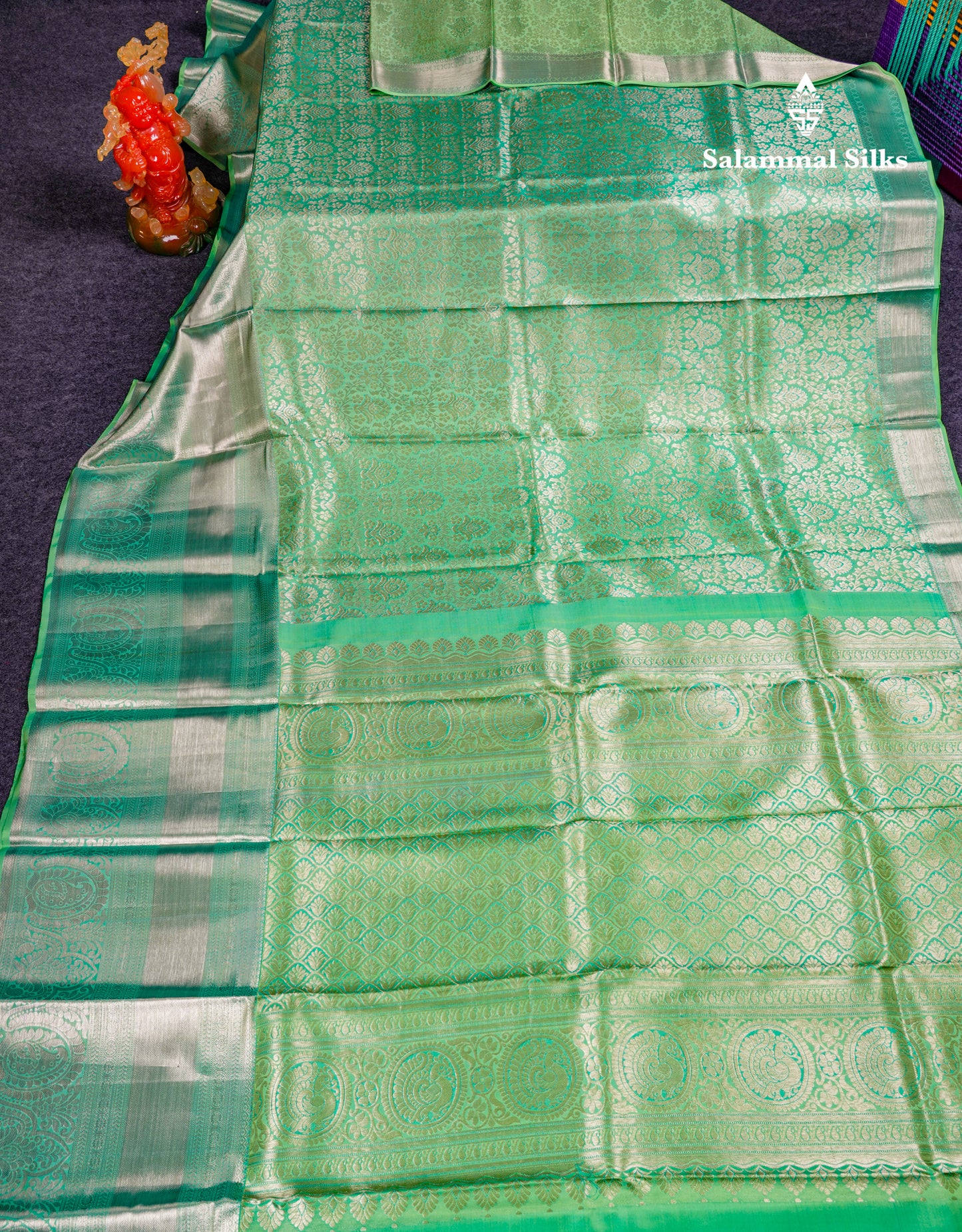 Beautiful Rexona Green Bridal Pure Kanjivaram Silk Saree With Traditional Evening Morning Border