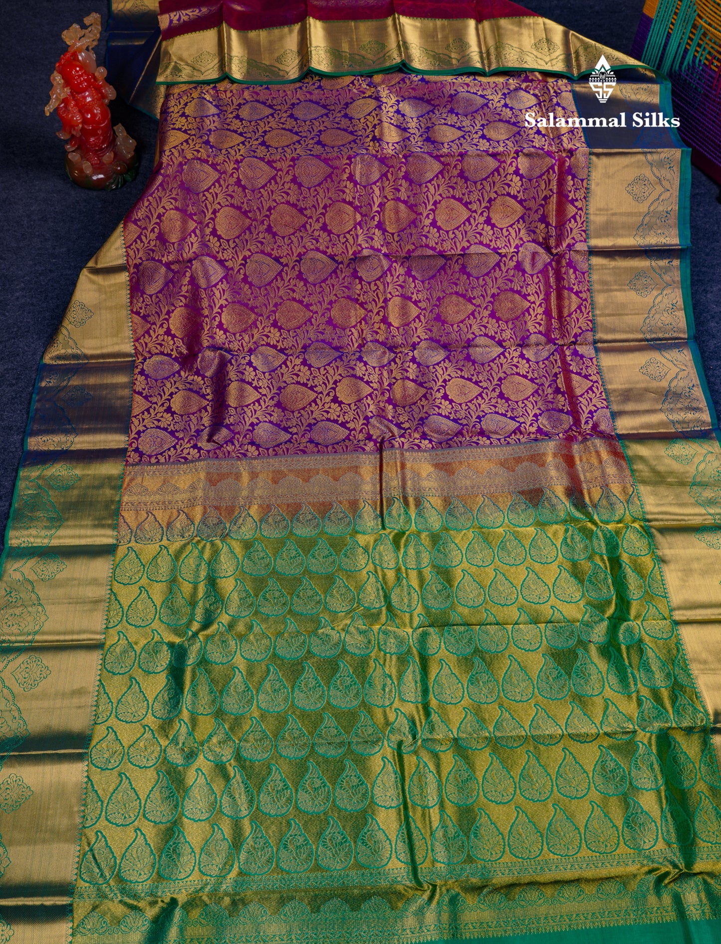 Beautiful Violet Bridal Pure Kanjivaram Silk Saree With Contrast Saffire Green Border
