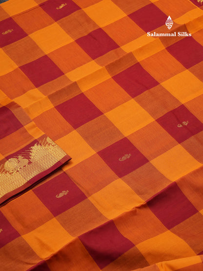 Beautiful Paalum Pazham Checks 10 Yards Semi Silk Cotton Saree With Traditional Border