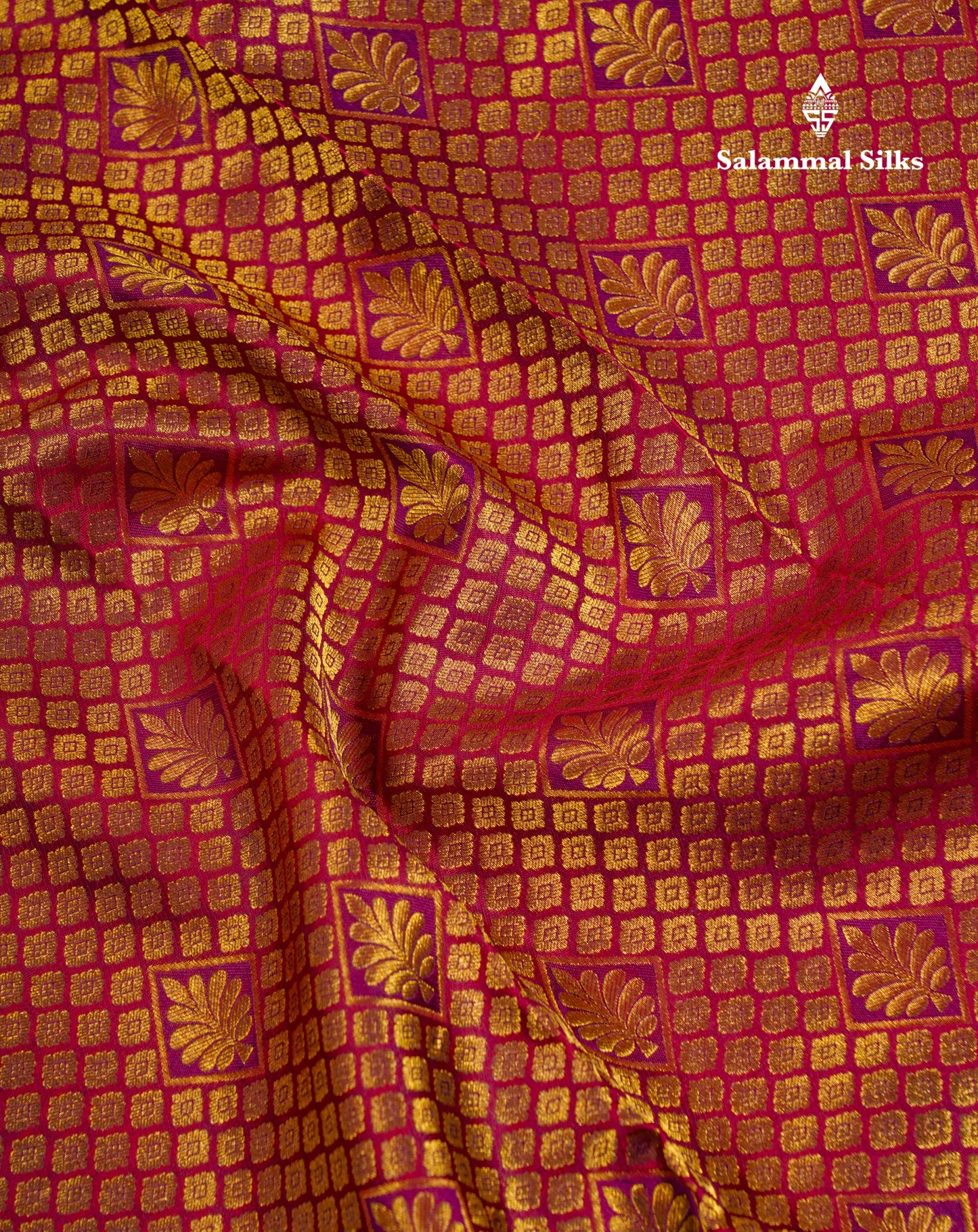 Beautiful Dark Maroon Bridal Pure Kanjivaram Silk Saree With Traditional Border