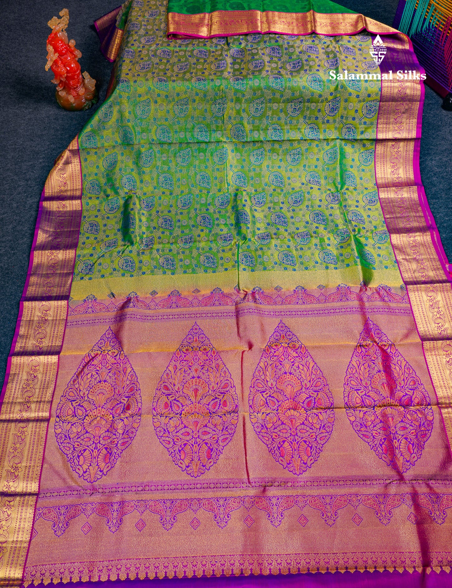 Beautiful Green Bridal Pure Kanjivaram Silk Saree With Contrast Vadamalli Border