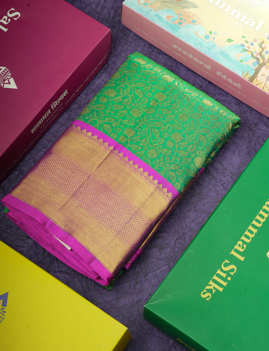 Peacock Green Wedding Pure Kanjivaram  Silk Saree With Magenta Magenta Border