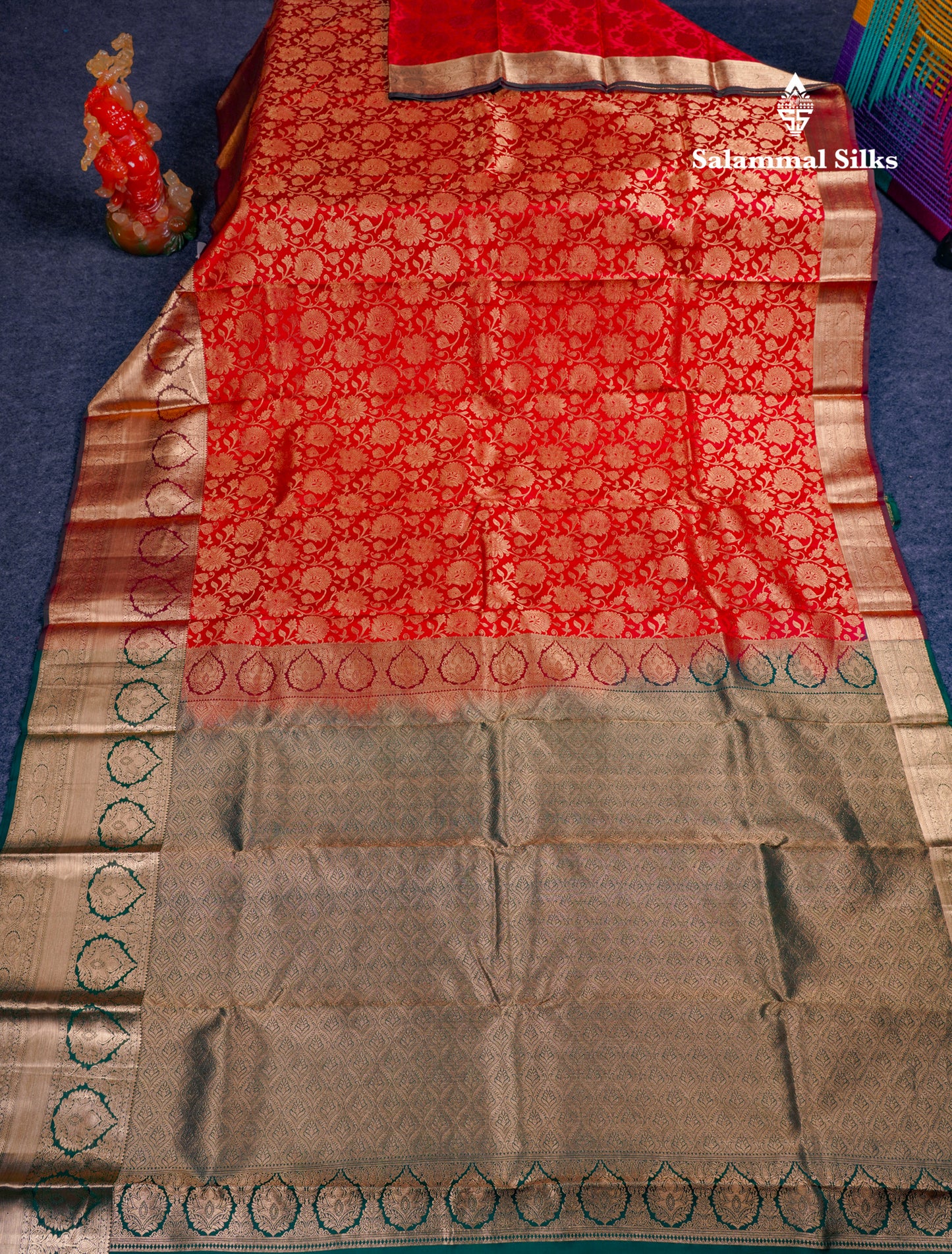 Beautiful Chilly Red Bridal Pure Kanjivaram Silk Saree With Traditional Evening Morning Border