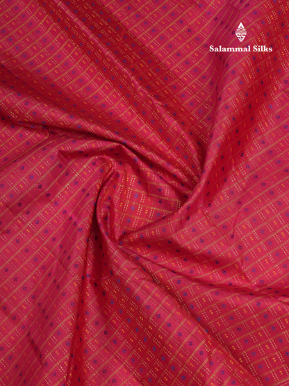 Beautiful Dual Tone Pinkish Red Pure Kanjivaram Silk Saree With Traditional Gap Border