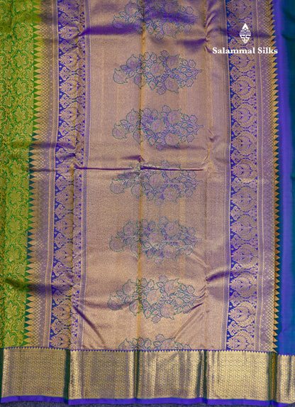 Beautiful Green Bridal Pure Kanjivaram Silk Saree With Contrast Navy Blue Traditional Border
