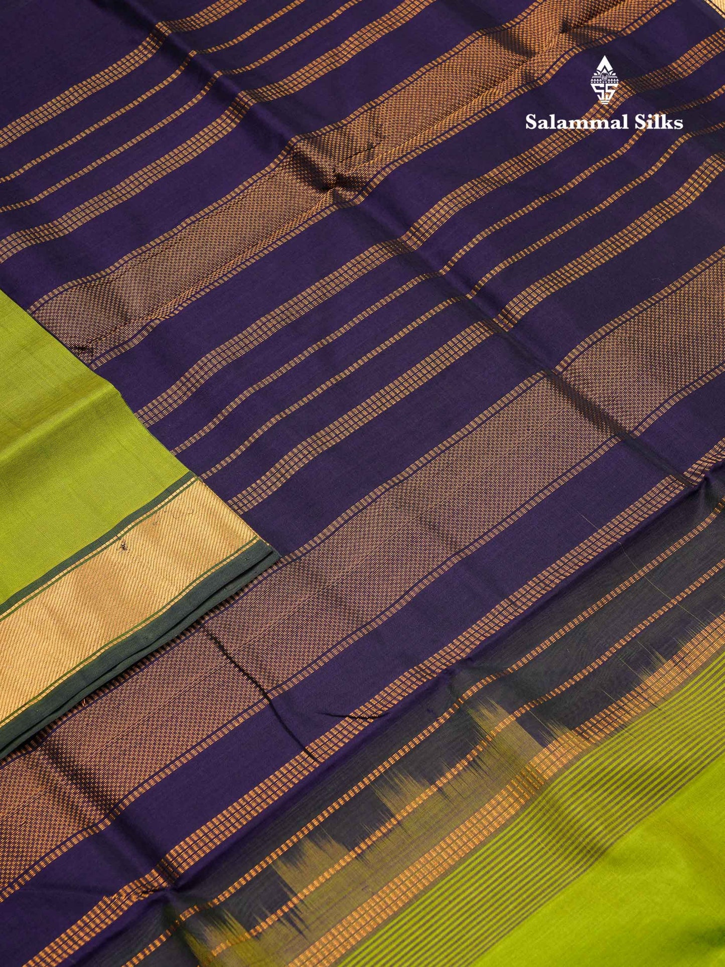 Beautiful Green Plain Handloom Pure Silk Cotton Saree With Violet Blouse