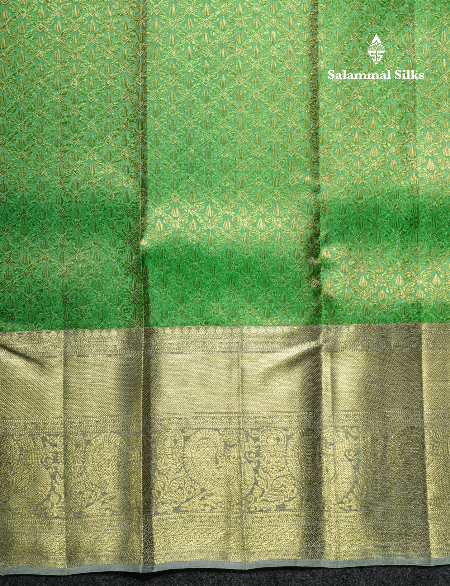 Light Green Bridal Pure Kanjivaram Silk Saree With Contrast Grey Border