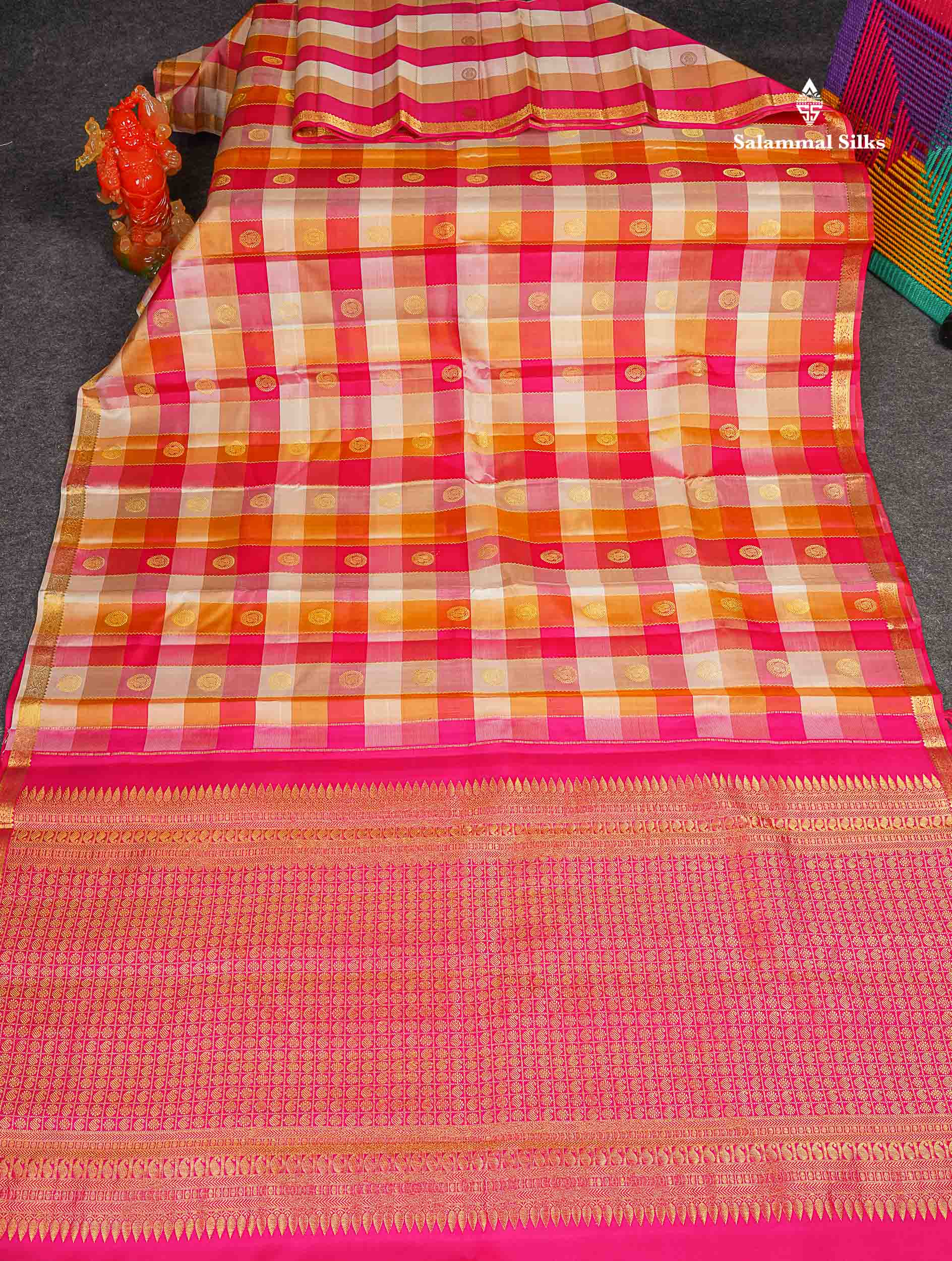 Pure Kanjivaram Silk Saree - Paalum Pazham Checks With Butta & Traditional Small Border 