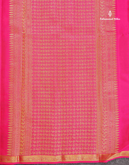 Pure Kanjivaram Silk Saree - Paalum Pazham Checks With Butta & Traditional Small Border