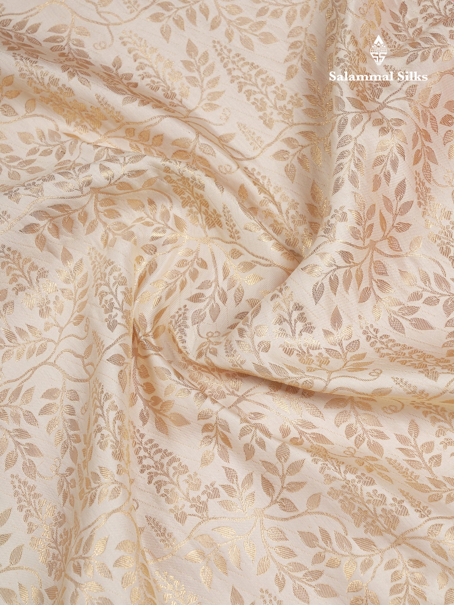 Beautiful Half White Semi Silk Saree With Contrast Chilly Red Traditional Evening Morning Border