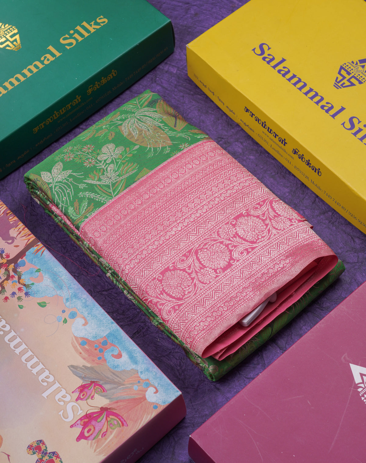 Beautiful Green Bridal Pure Kanjivaram Silk Saree With Contrast Light Pink Traditional Border