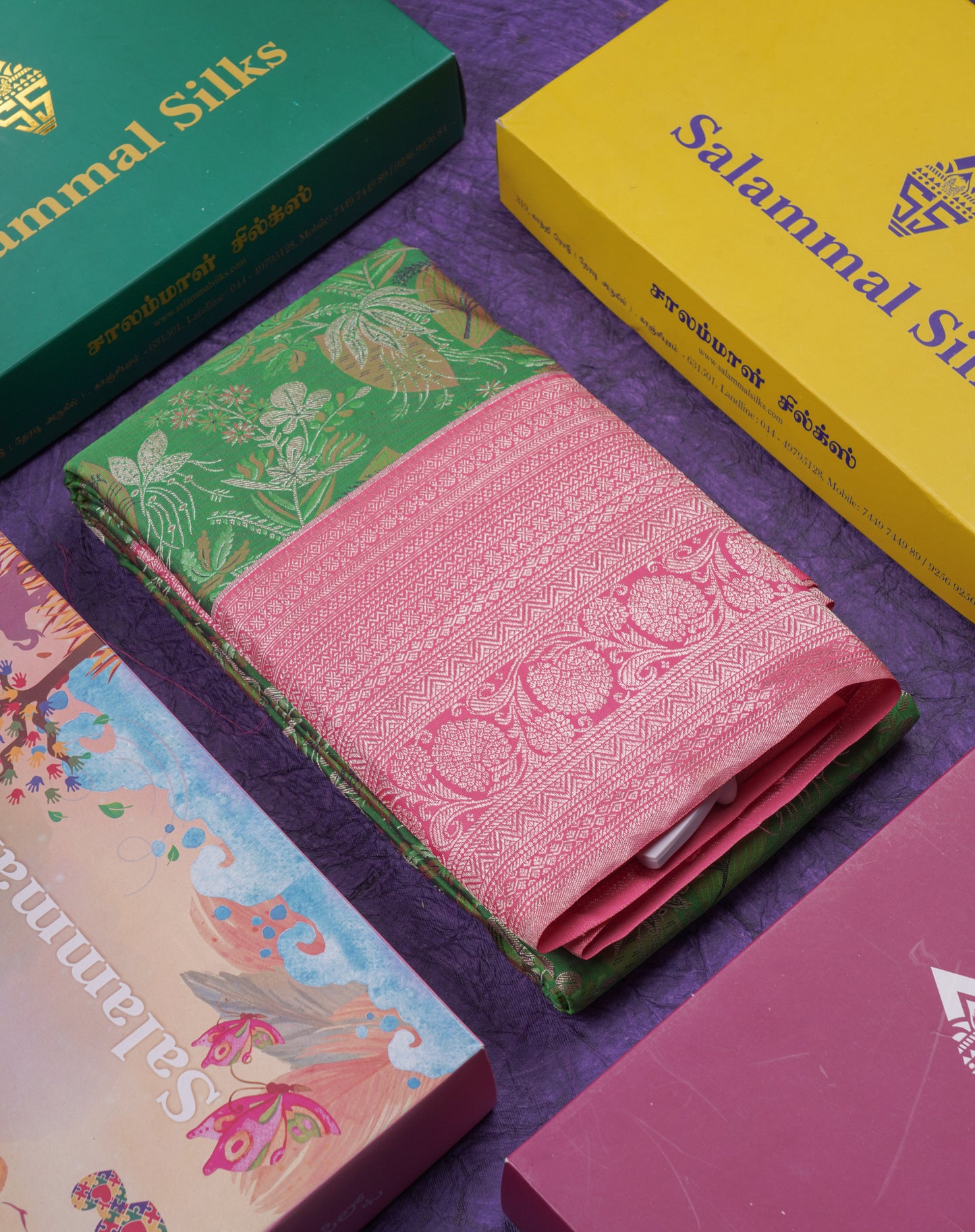 Beautiful Green Bridal Pure Kanjivaram Silk Saree With Contrast Light Pink Traditional Border