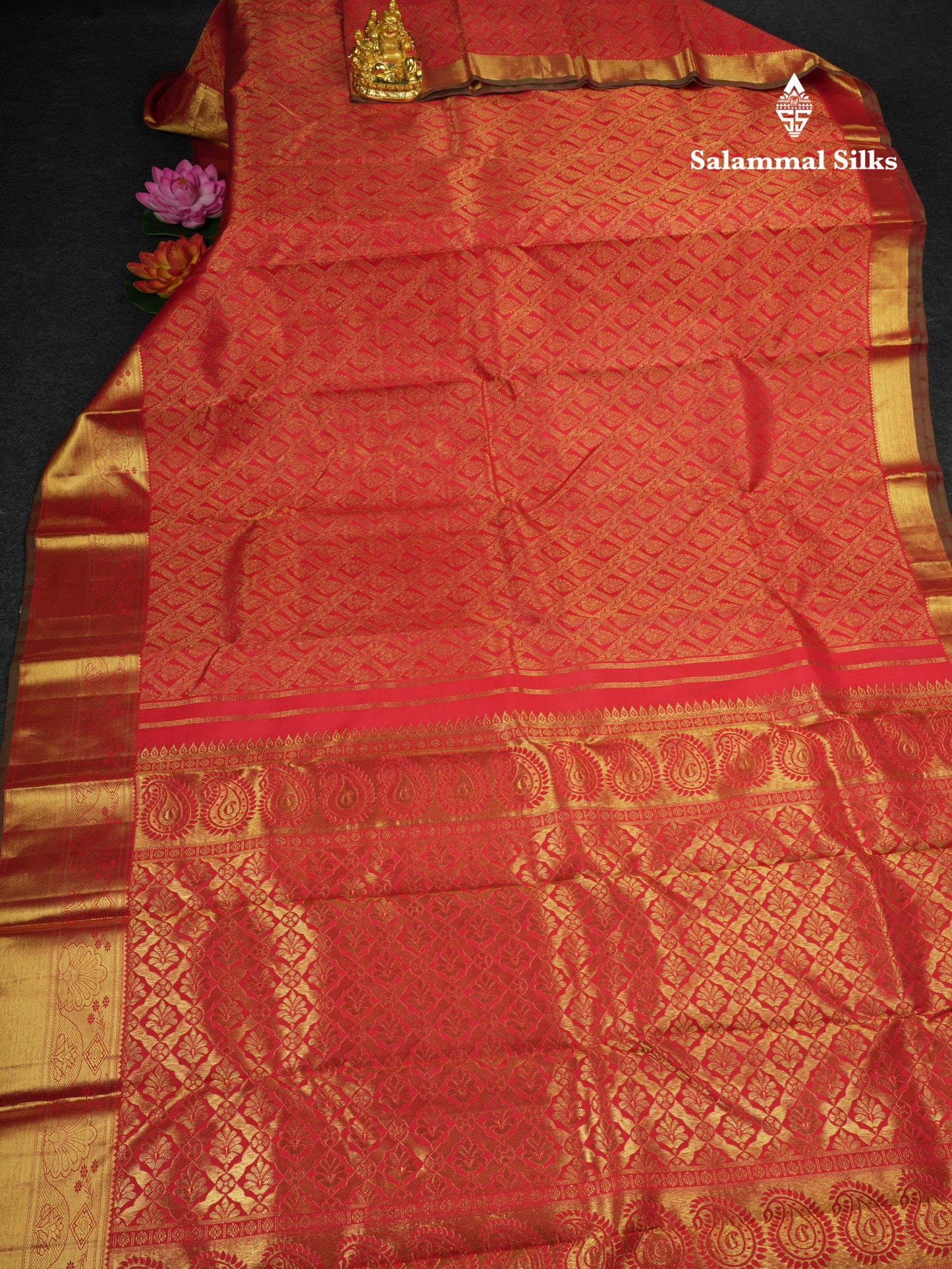 Tomato Red Color Pure Kanjivaram Silk Saree with Contrast Blouse