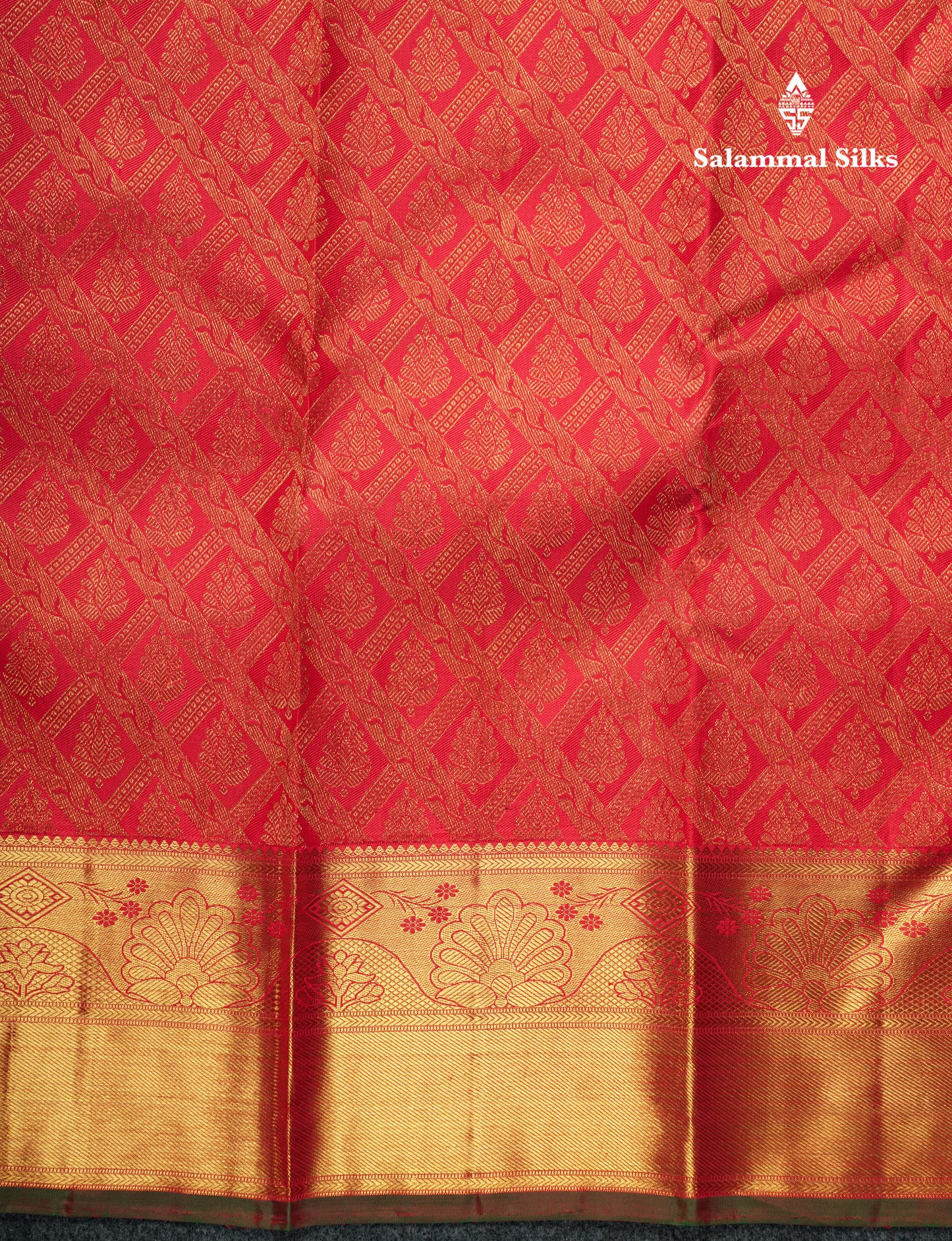 Tomato Red Color Pure Kanjivaram Silk Saree with Contrast Blouse