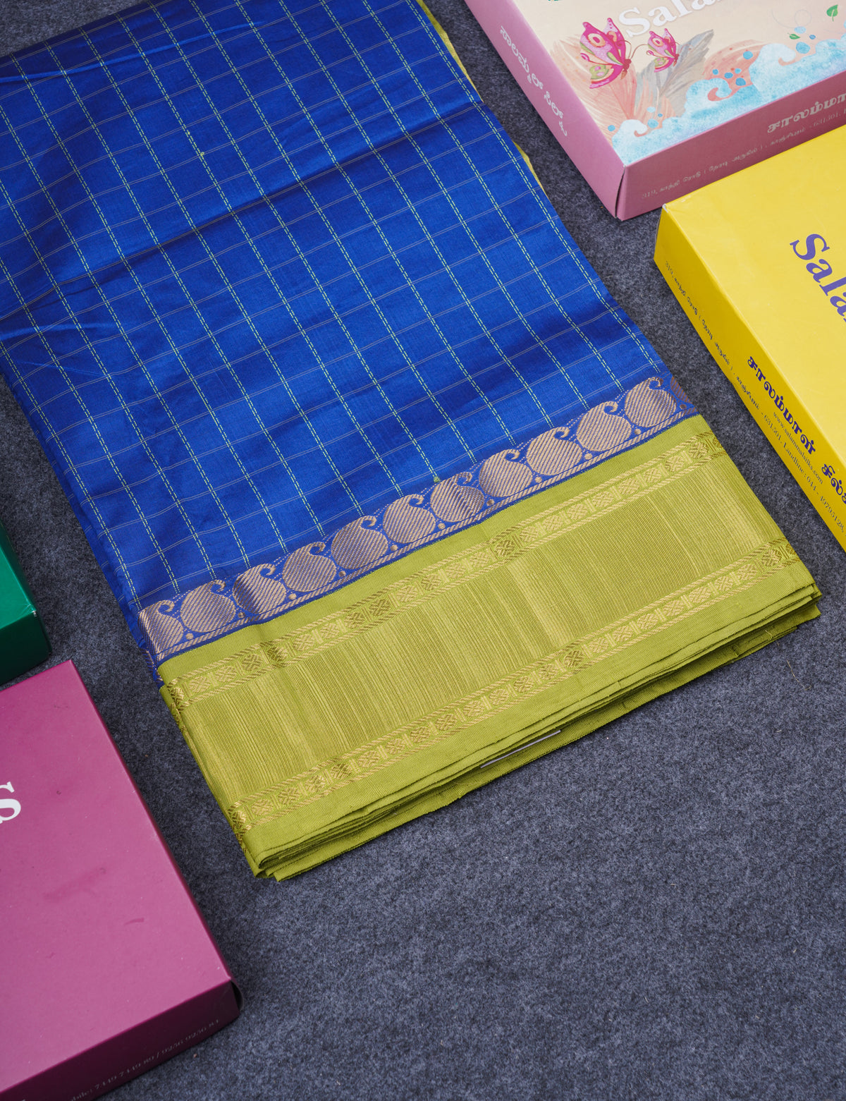 Blue Checks Silk Cotton Saree With Contrast Parrot Green Traditional Border