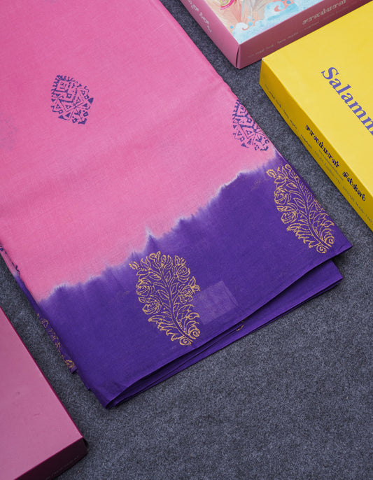 Baby Pink Batik Print Sungudi Pure Cotton Saree With Contrast Violet Border