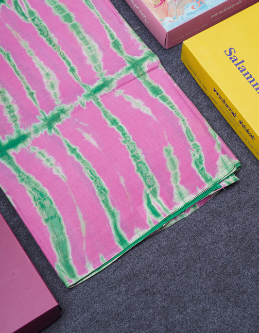 Light Pink Batik Print Sungudi Pure Cotton Saree With Contrast Light Green Blouse