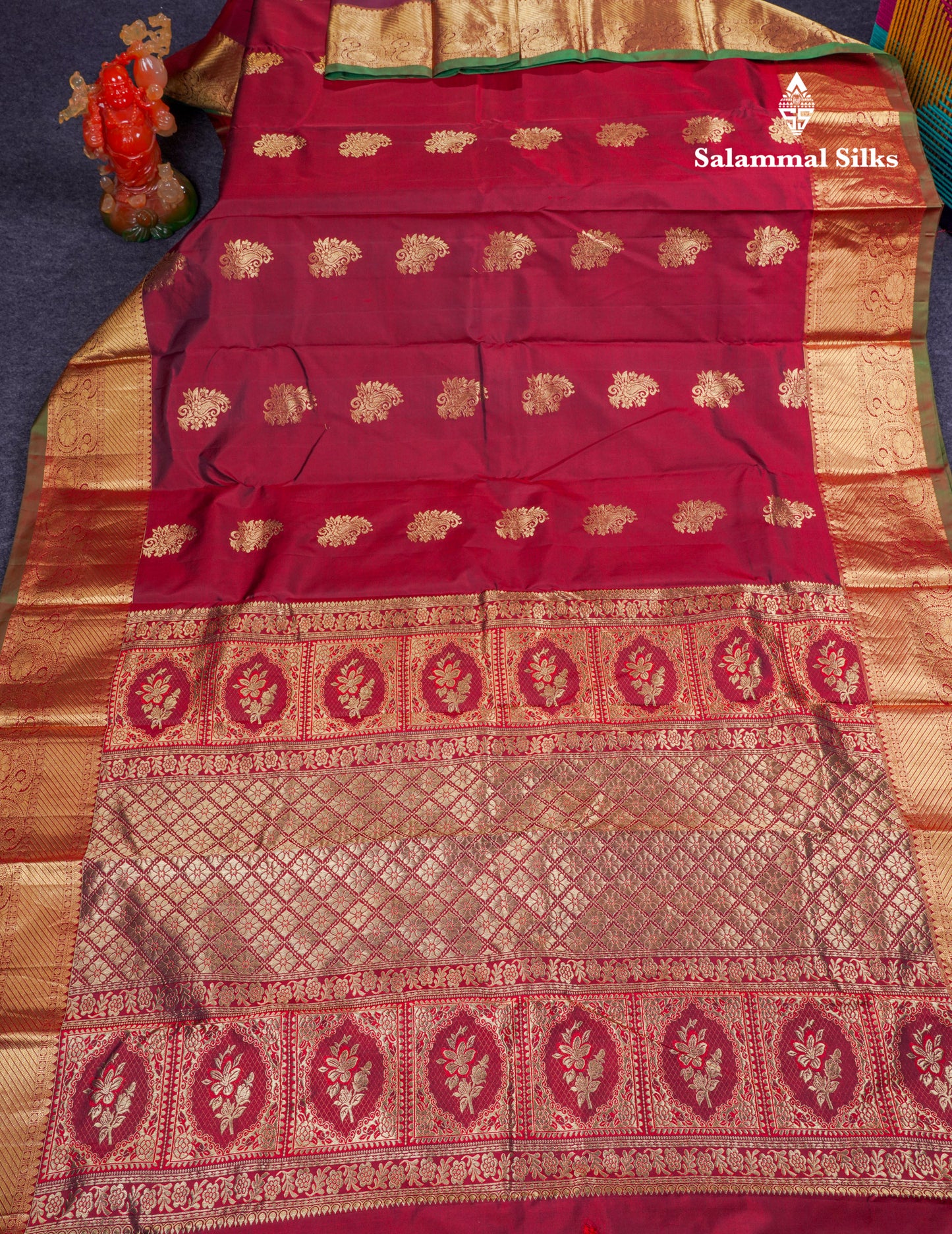 Beautiful Dark Maroon Pure Kanjivaram Silk Saree With Traditional Border