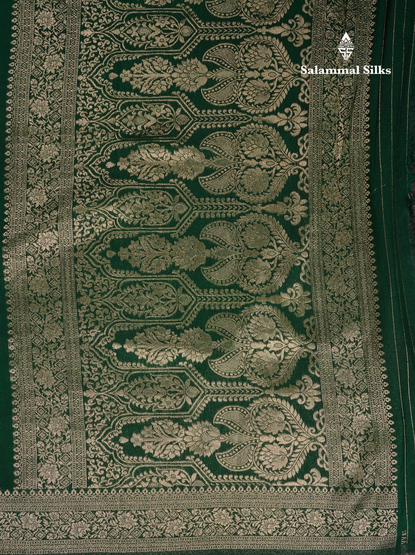 Beautiful Bottle Green Semi Georgette Saree With Fancy Border