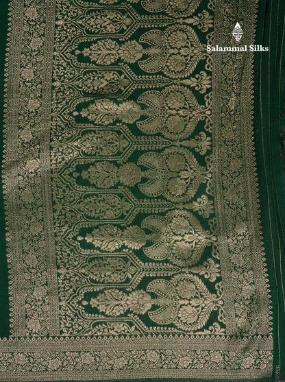 Beautiful Bottle Green Semi Georgette Saree With Fancy Border