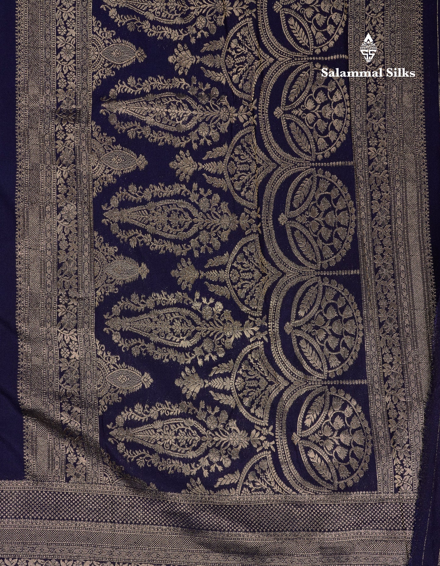 Beautiful Bottle Green Semi Georgette Saree With Fancy Border