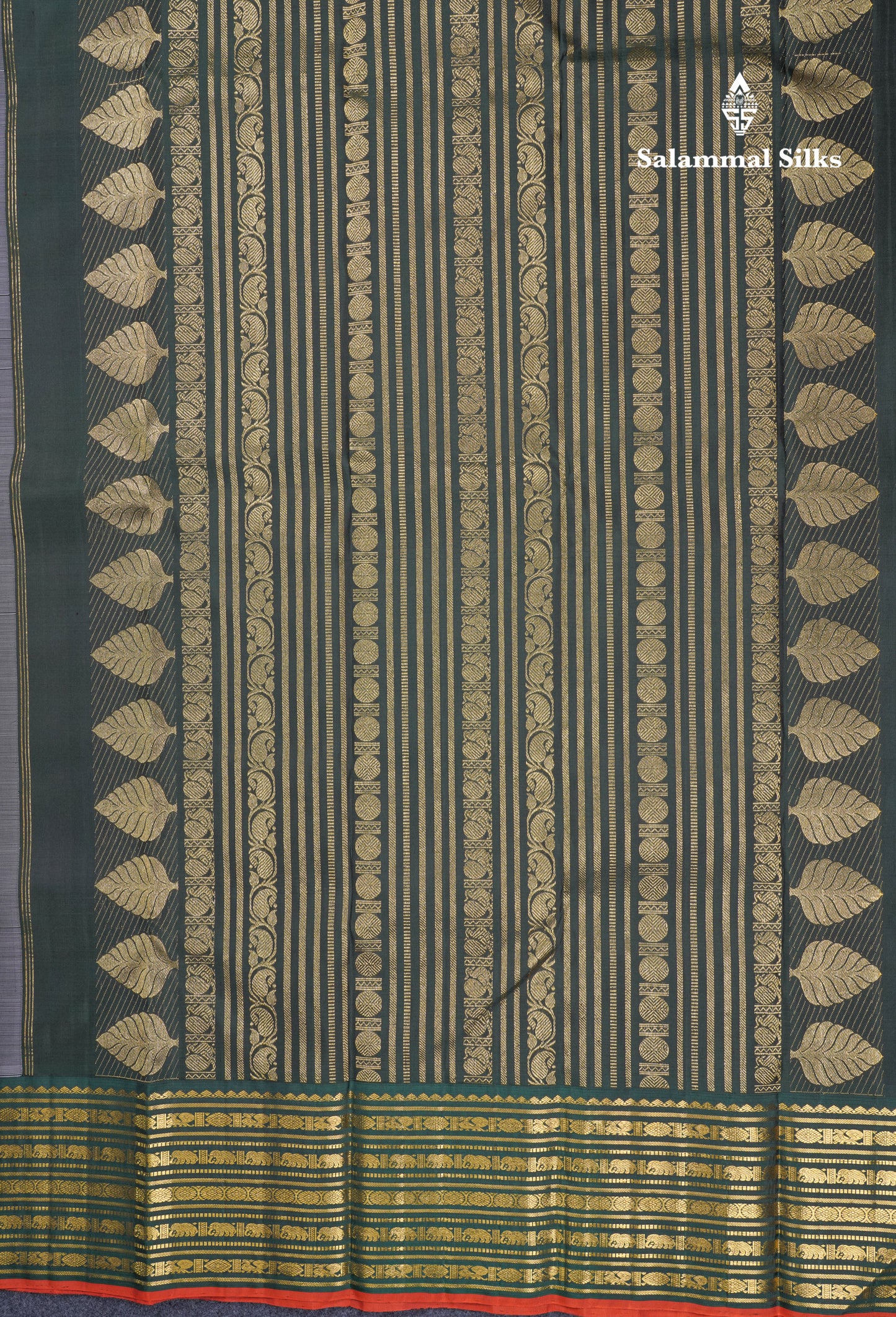 White Pure Kanjivaram Silk Saree With Contrast Ganga Jamuna Traditional Border